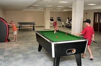 Ξενοδοχείο με διαμερίσματα αβάντι Πάφος