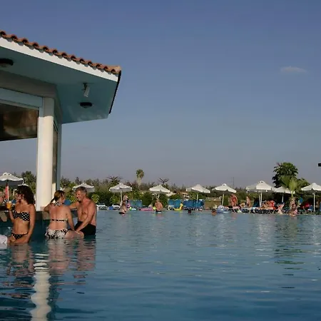 Avanti Village Aparthotel Paphos