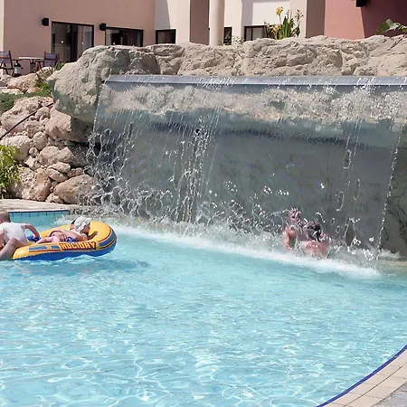 Avanti Village 4*