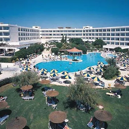 Aparthotel Avanti Village Paphos