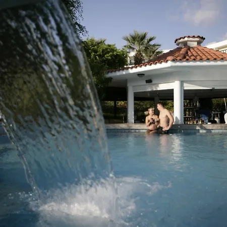 Avanti Village Aparthotel 4*